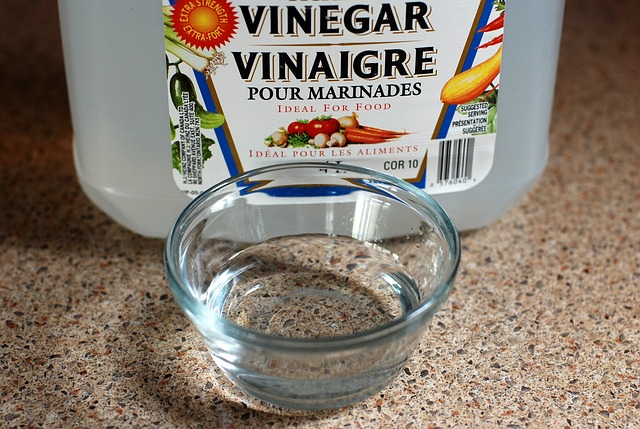 White distilled vinegar will help you fight dingy smells.